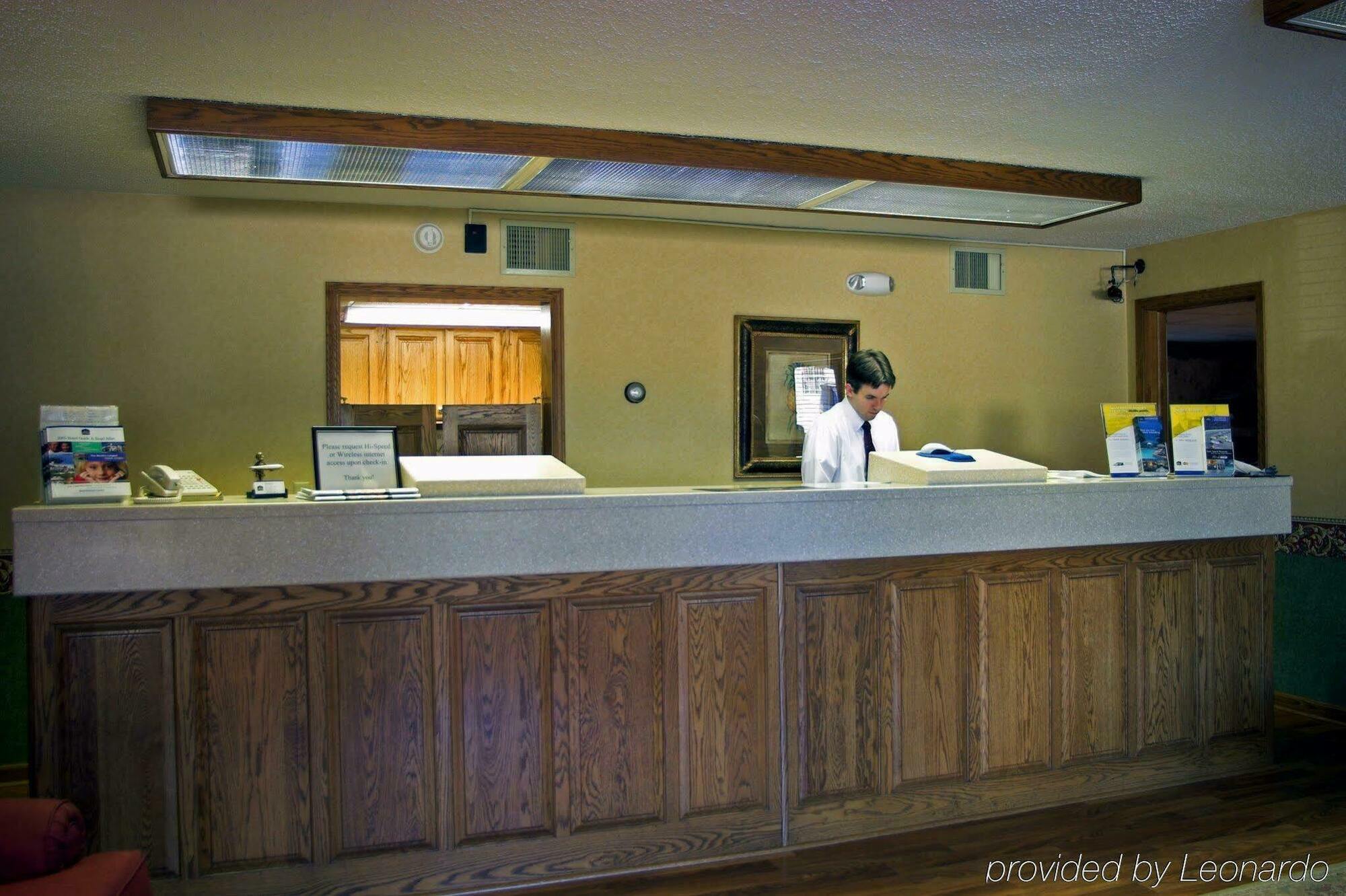 Surestay Hotel Salina
