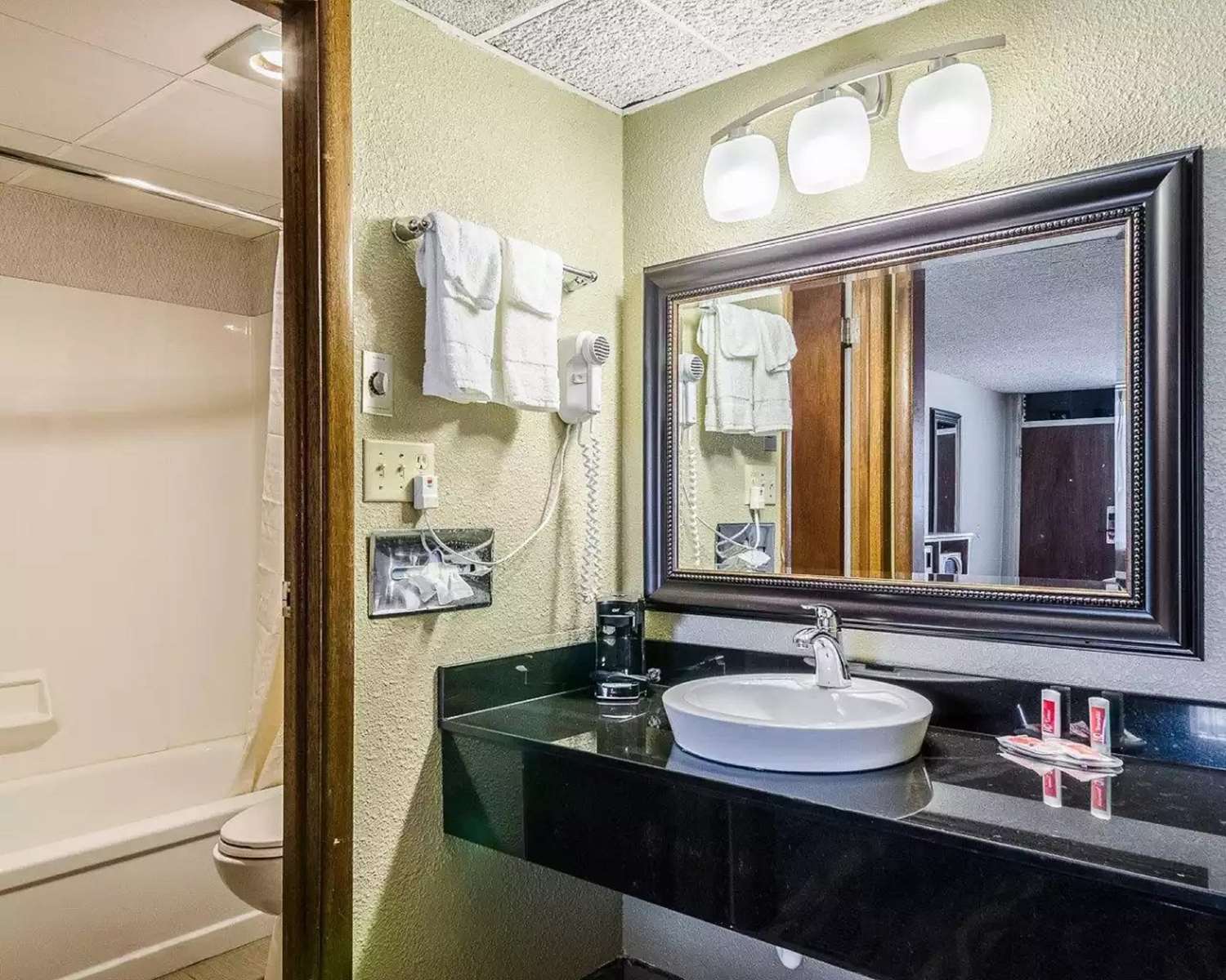 Surestay Hotel Salina