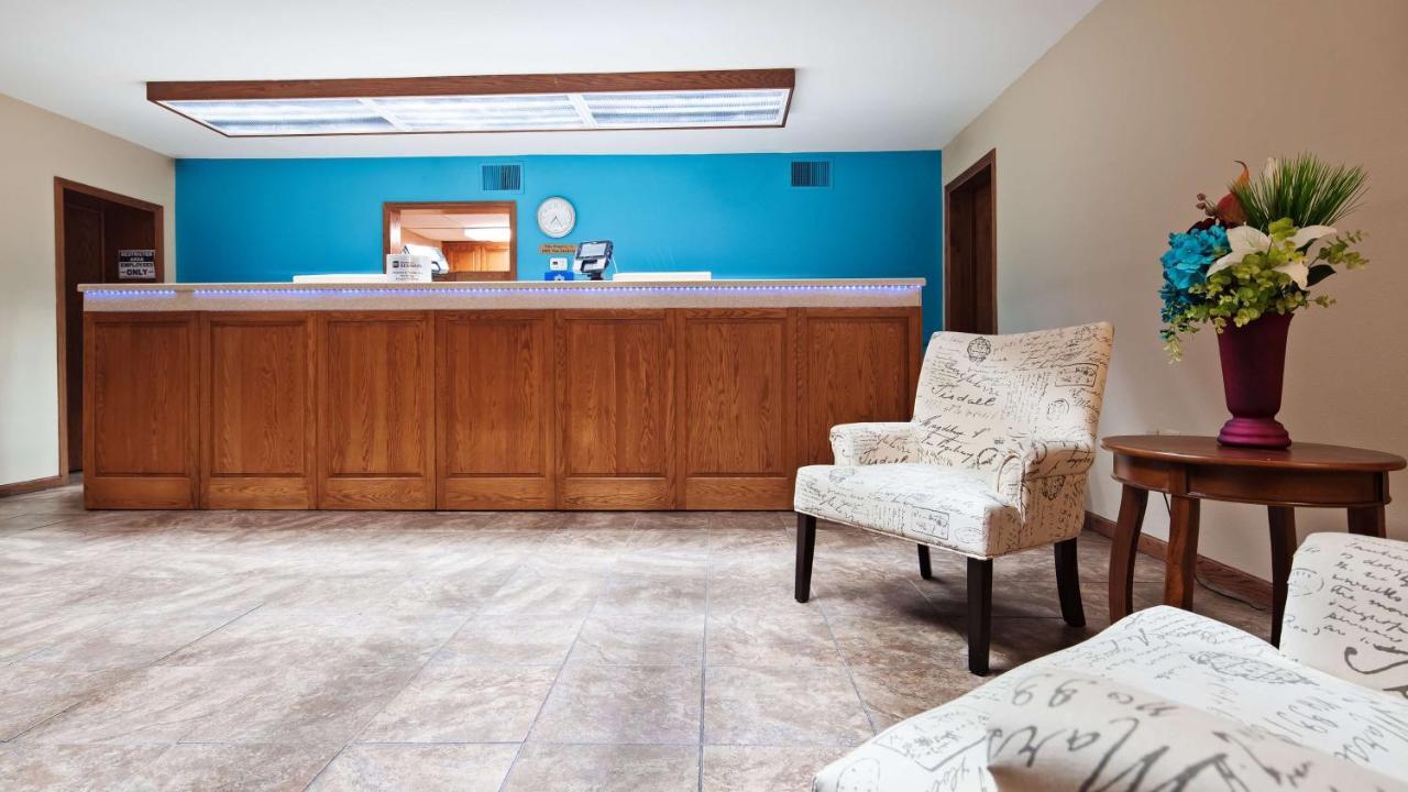 Surestay Hotel